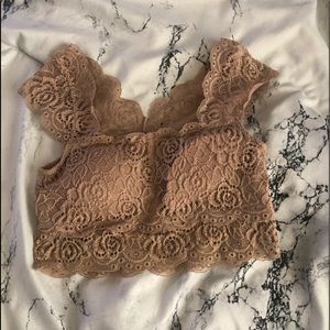 cute taupe crop bra / top size small never worn !